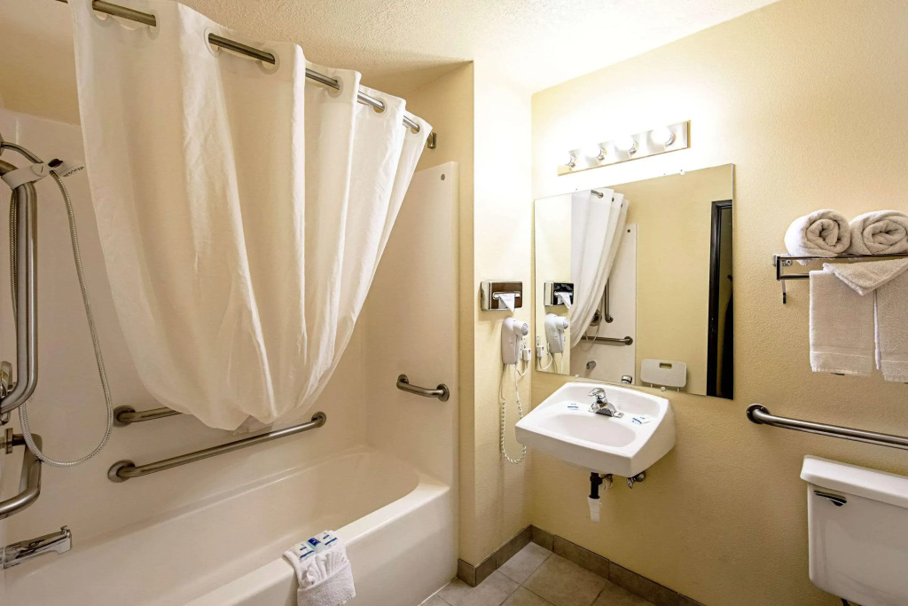 Rodeway Inn & Suites Monticello