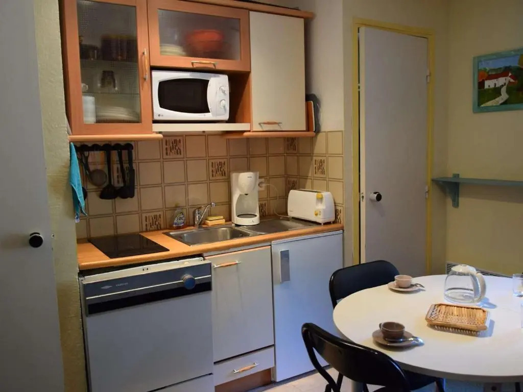 Appartement Risoul, 1 pièce, 4 personnes - FR-1-330-86