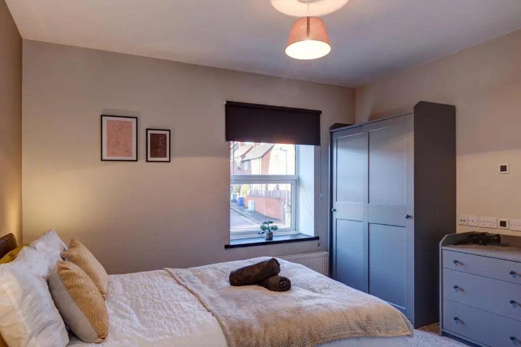 Cosy 2 Bed Home Chesterfield (Adults Only)
