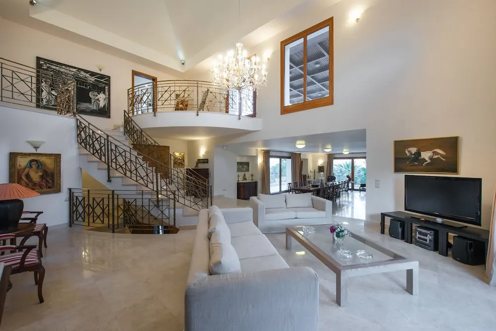 Mansion by Estia