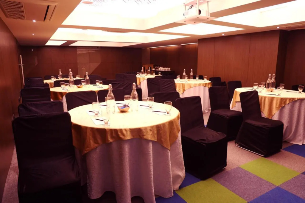 Royal Orchid Golden Suites Pune