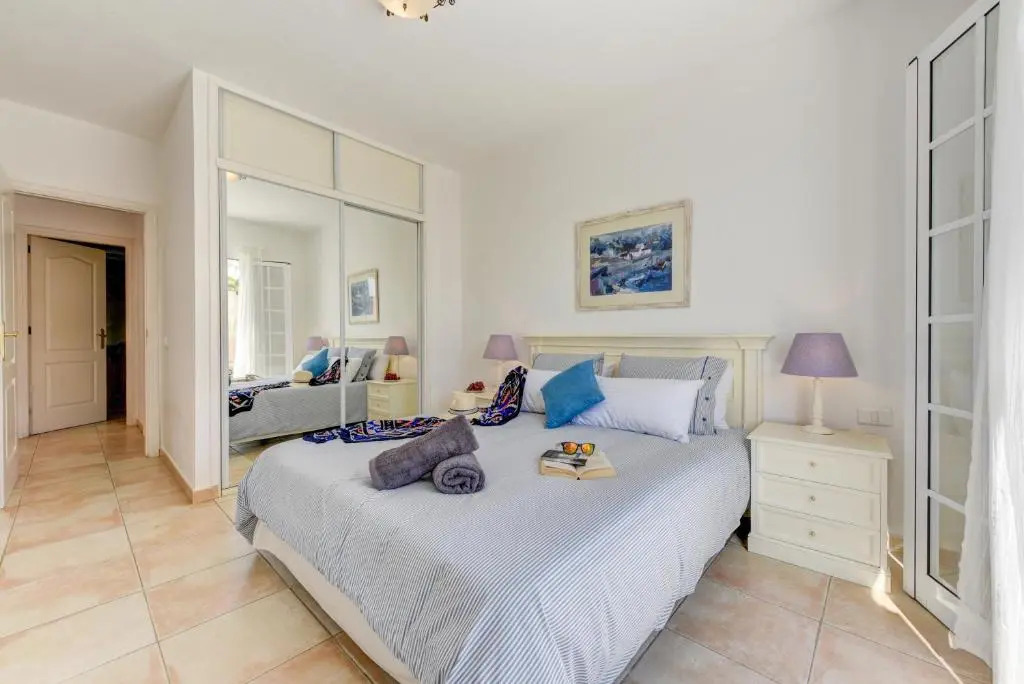 Villa Aloe con piscina climatizada, Playa Fañabe, Costa Adeje