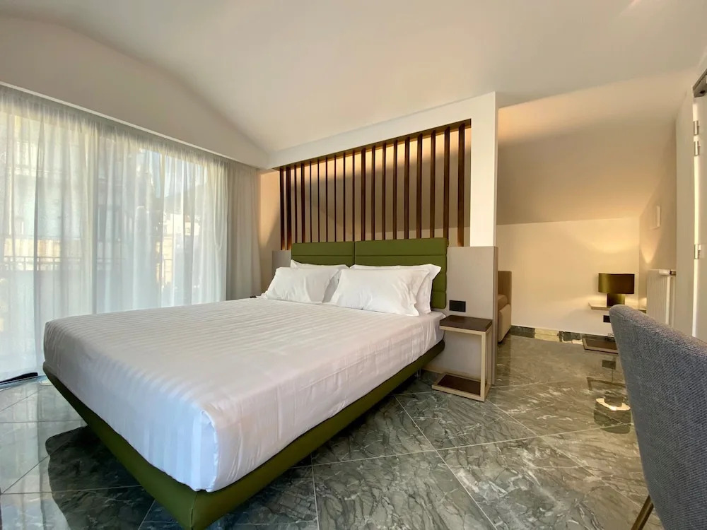 Salemare Rooms & Suites