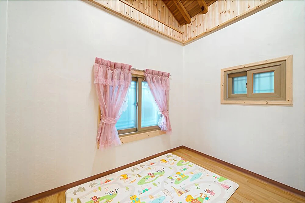 Gapyeong Piano Pension