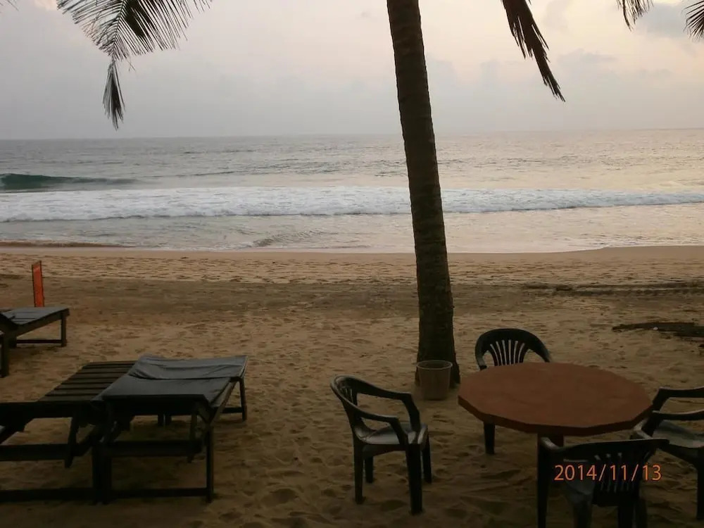 Vista Rooms Hikka Beach
