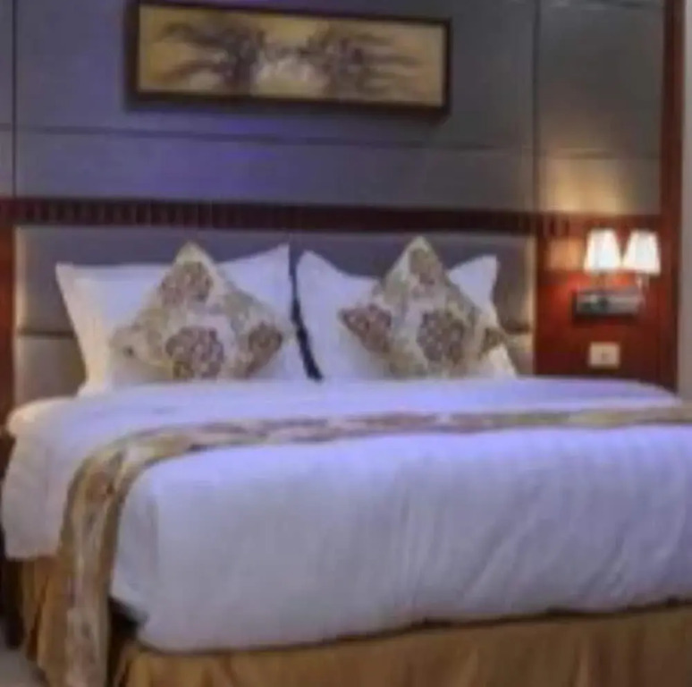 The 40th Pearl Hotel Suites
