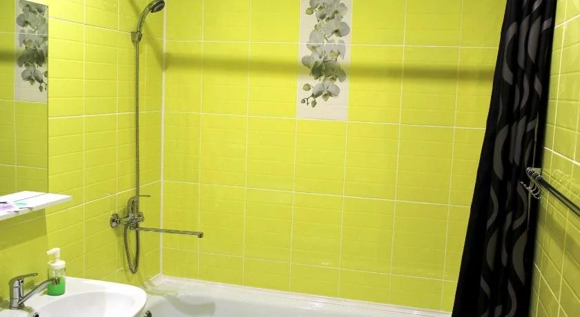 Oasis Hotel - Hostel
