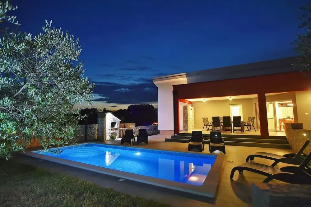 Luxury villa Maya