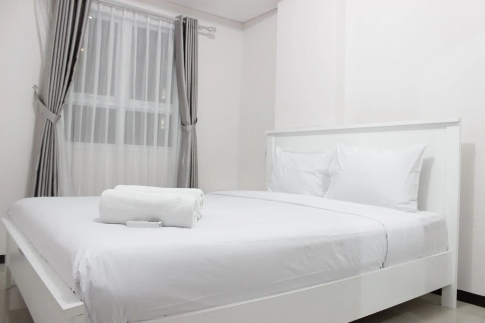 Scenic & Private 2Br at Gateway Pasteur Apartment Near Cimahi