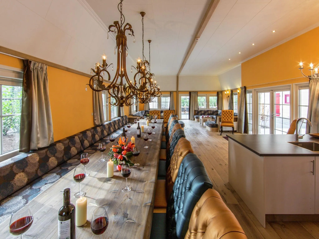Castle Stay in De Eese with Royal Interiors