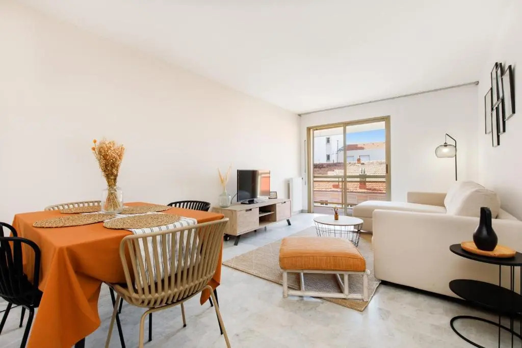 Cozy 1 Bedroom In The Heart Of Cannes