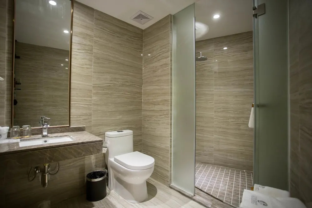 Insail Hotels (Gongbei Port Zhuhai)