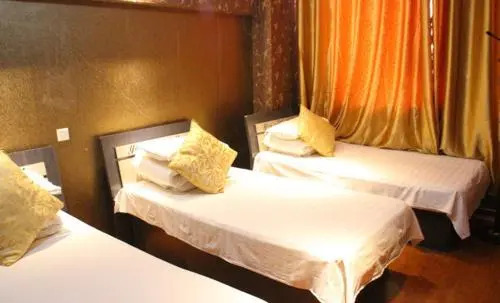 Qianxi Inn