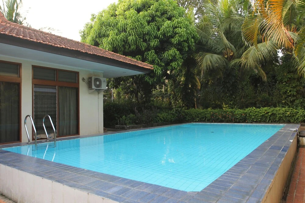 OYO 102 GP Residence