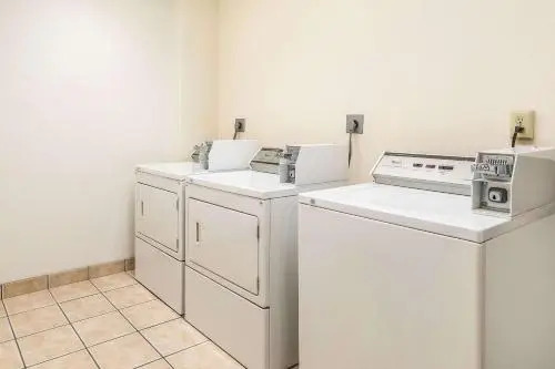 Americas Best Value Inn Albert Lea