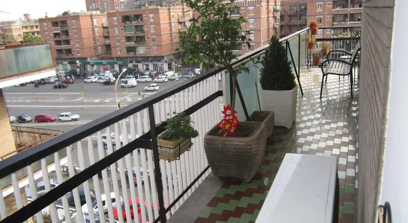 B&B Ajroma