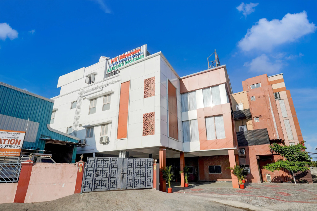 Townhouse NK Vivanta Luxury Rooms