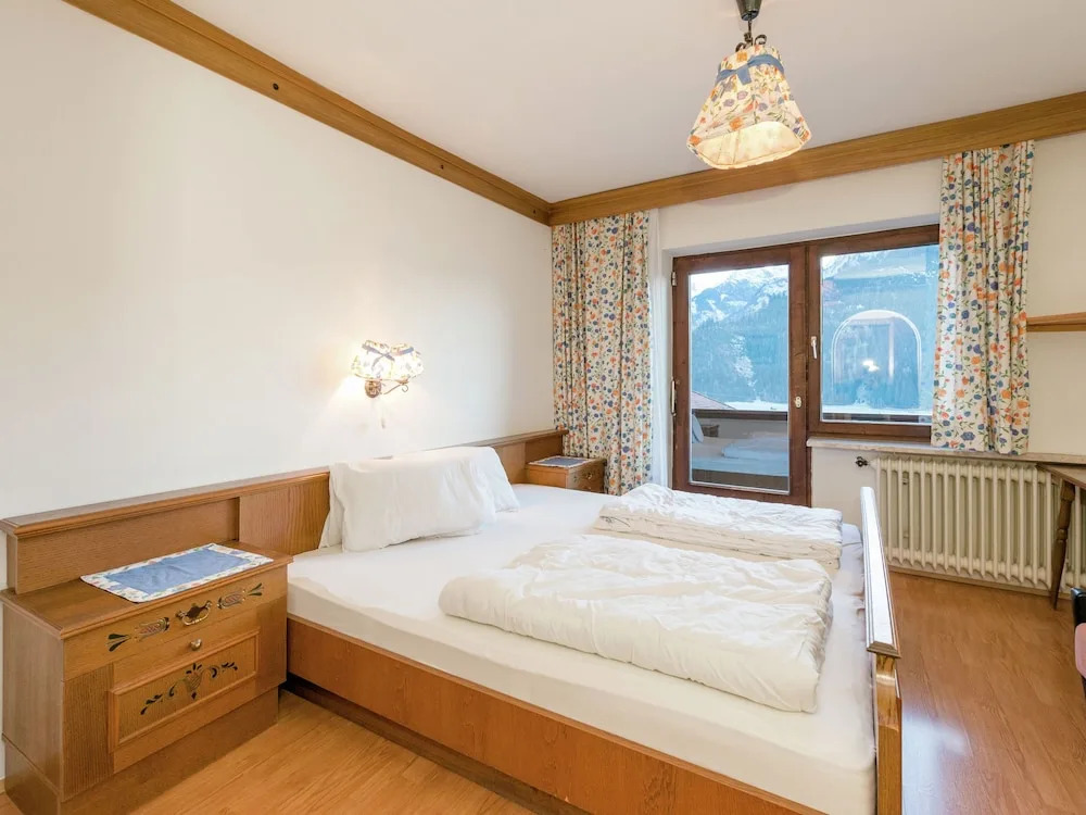 Spacious Apartment in Hollersbach im Pinzgau near Ski Area