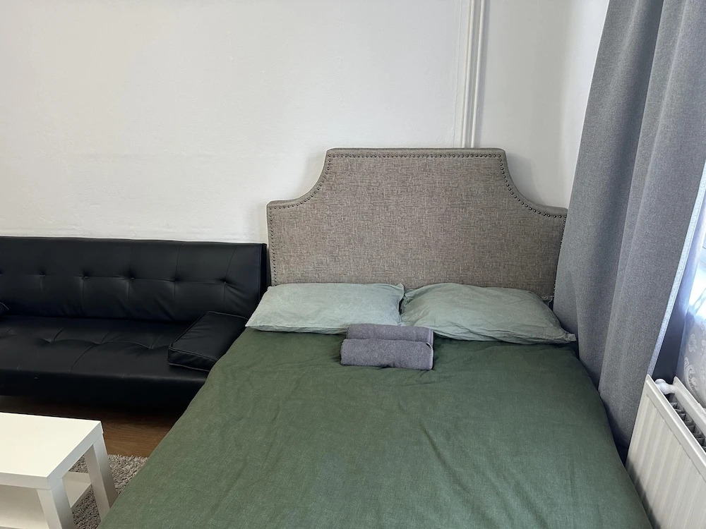 Great 5-bed Wembley Home 25min From Central London