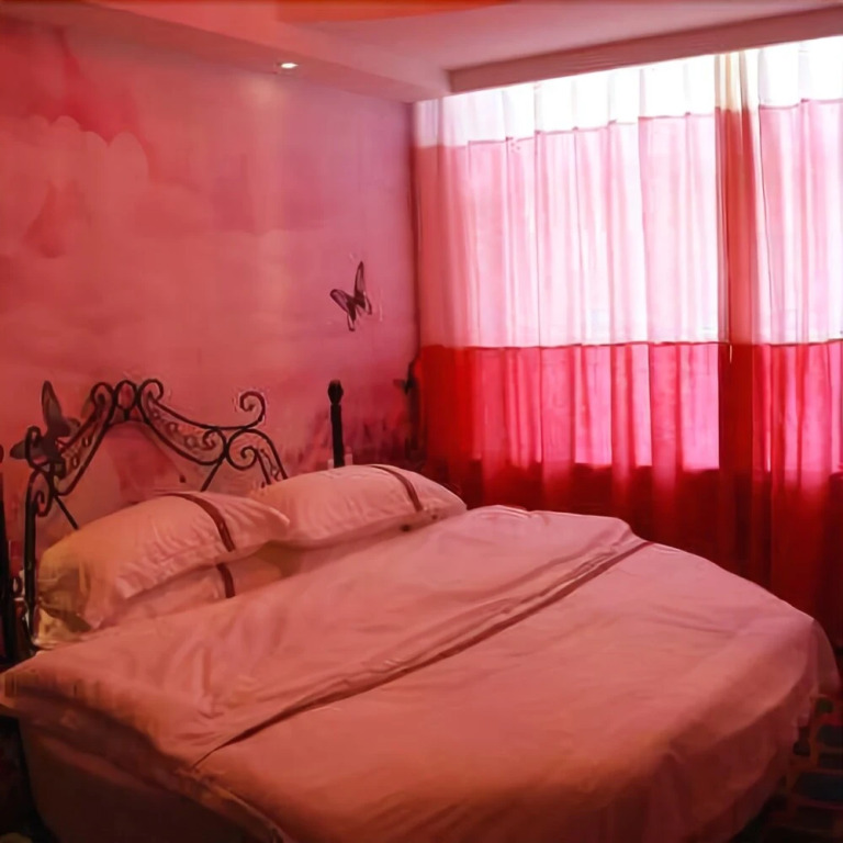 Lushan Time Story Theme Hotel