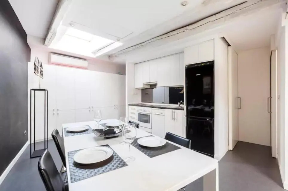 Cute Apartment In The Heart Of Madrid