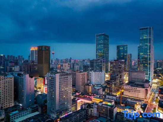 Yueyou Hotel (Taikoo Li Branch on Chunxi Road)