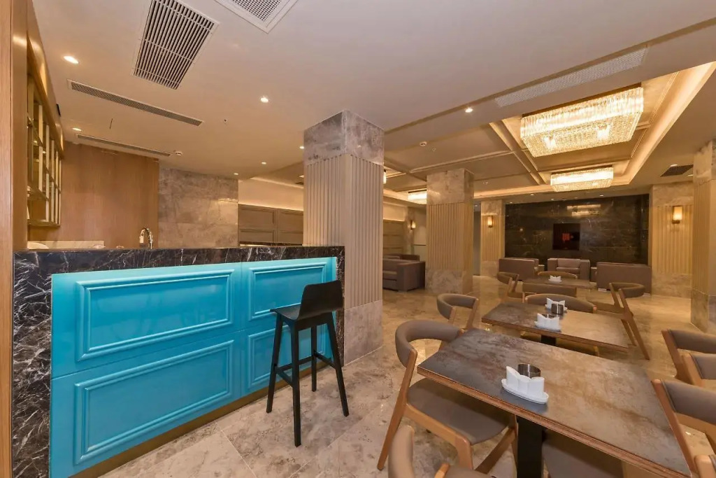Golden Royal Hotel & SPA