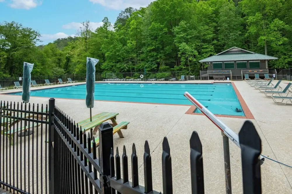 Four Bear Hideaway Coosawattee River Resort!