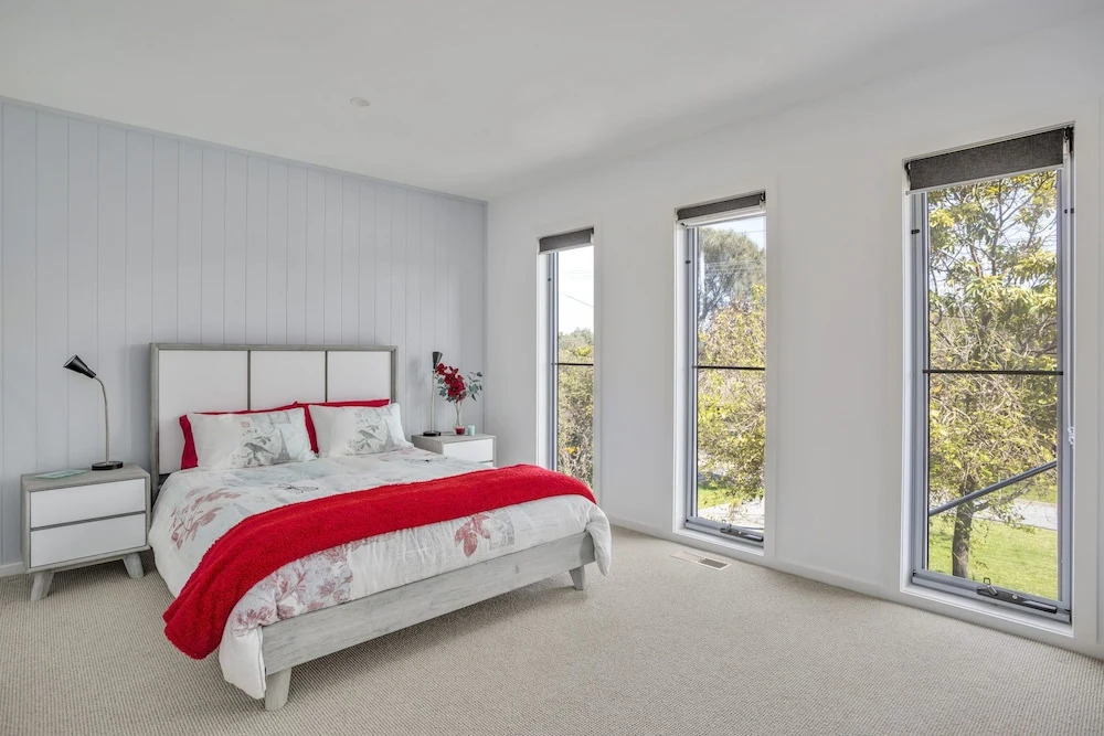Sunshine Beach House: Brand new, stunning