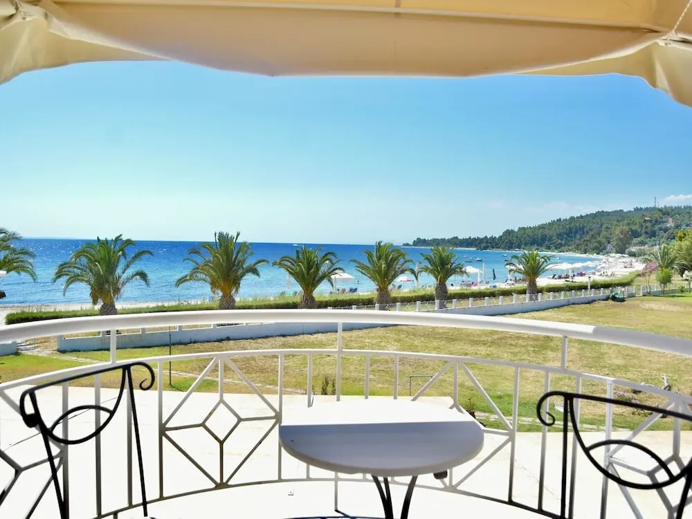 Stunning Beachfront Villa for Rent