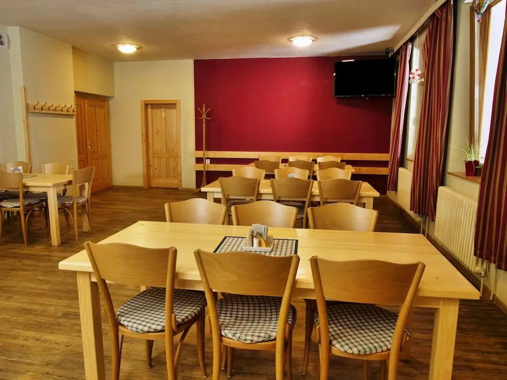 Balónový hotel a pivovar Radešín
