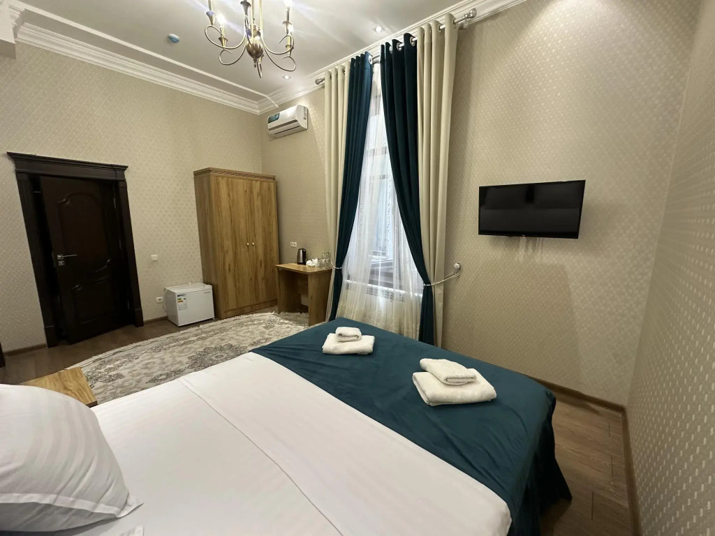 Anor Guest House (Анор)