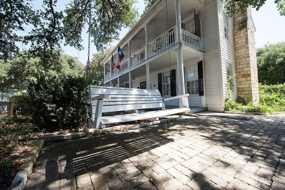 The Inn At Salado