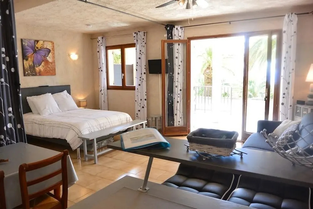 I CARDELLINI 4 - RESIDENCE SWIMMING POOL - BEACH ON FOOT Apartment 1