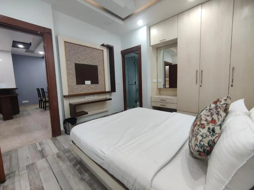 MOON3BHK By Wabi Sabi Stays