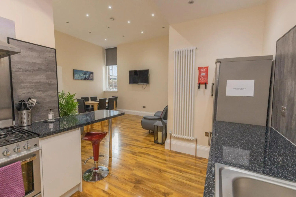 New 3-Bedroom Apartment Close to City Centre