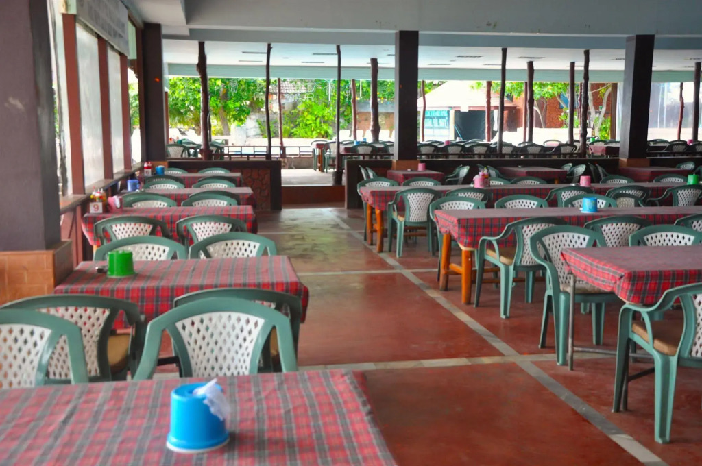 Coral Resort & Bungalows