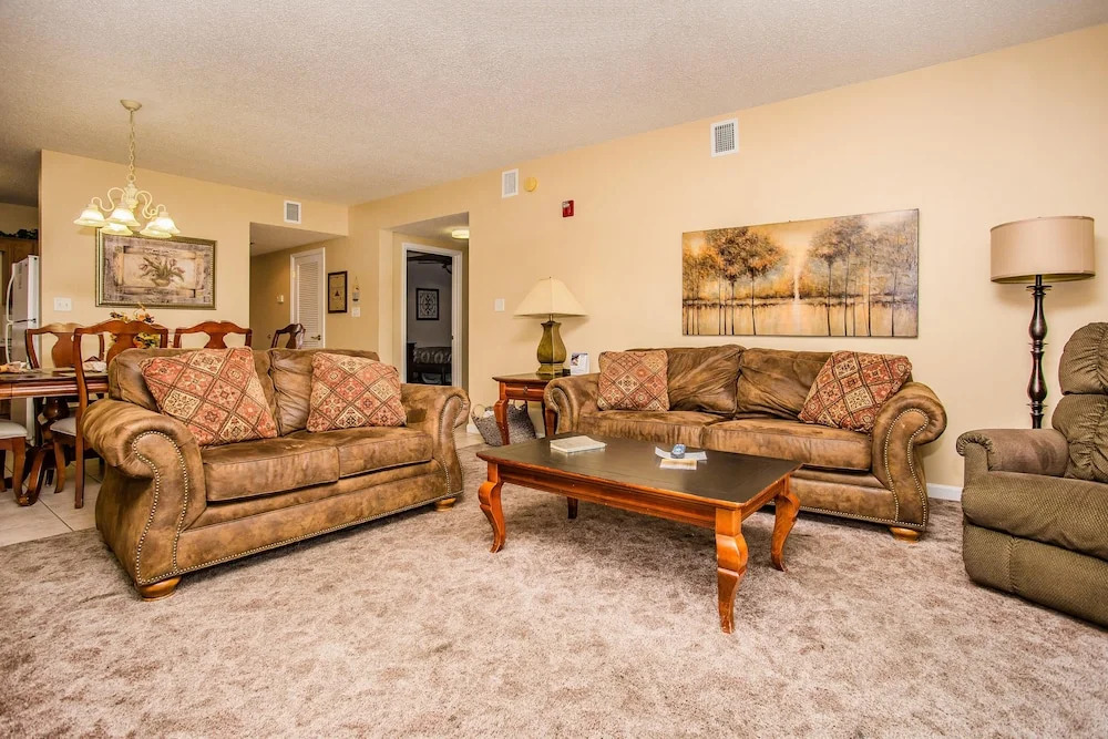 Whispering Pines 642