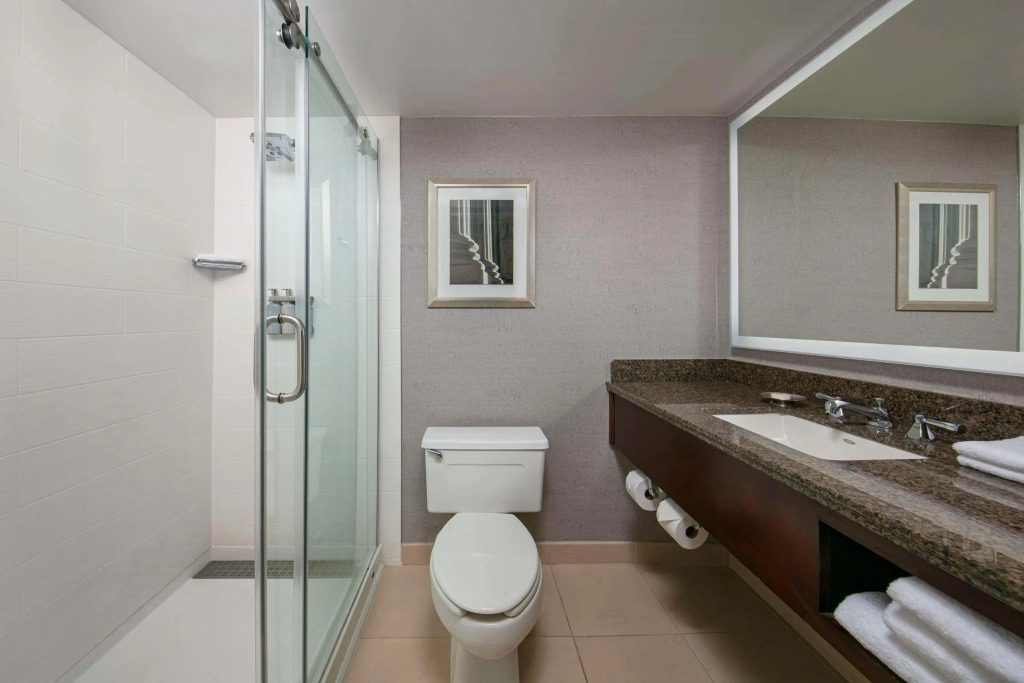 Sonesta Charlotte Lower South End