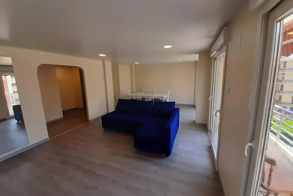 Modern huge appartement, just 100 m from the beach