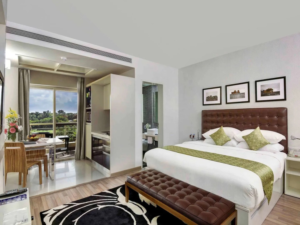Grand Mercure Vadodara Surya Palace