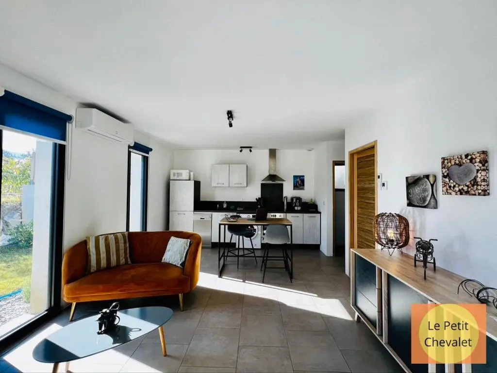LOGIS DES ROCHES - 2 VILLAS VUE EXCEPTIONNELLE - Le Petit Chevalet, Le Grand Sabouillon