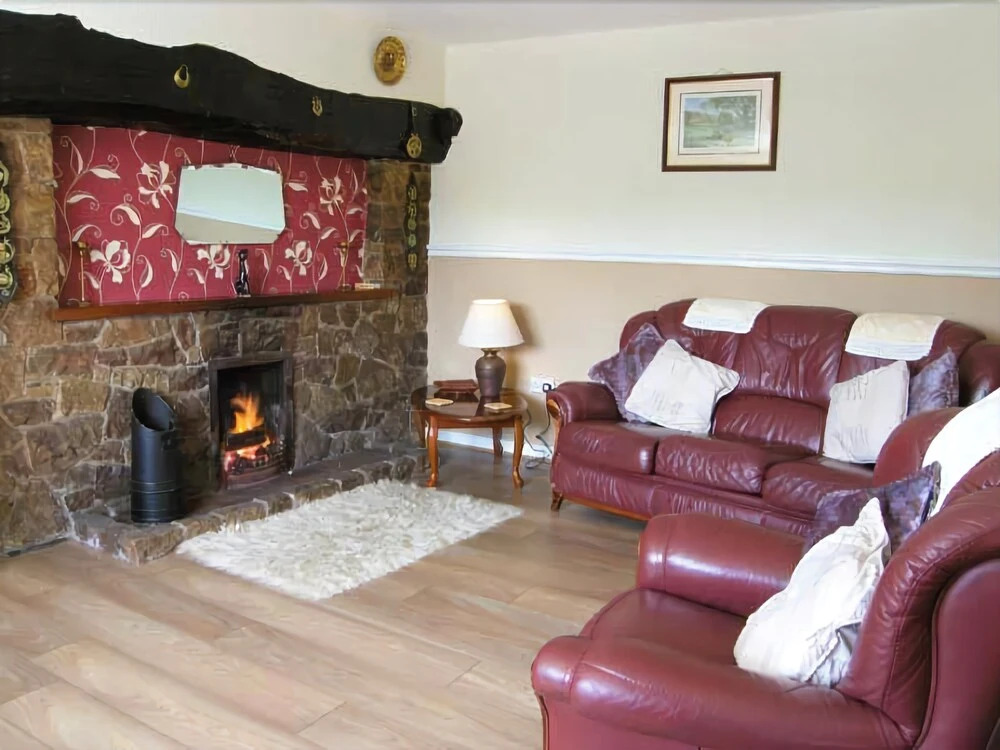 Henrhiw Uchaf