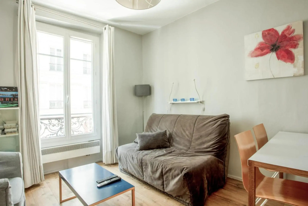 Nice and modern 1br at the heart of Paris nearby Canal St-Martin - Welkeys