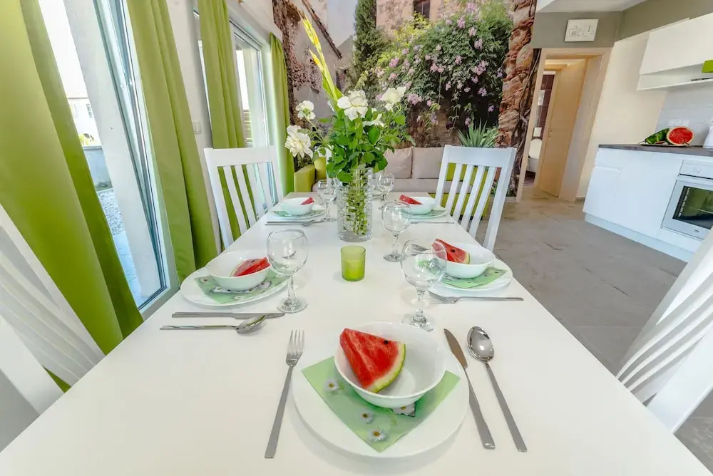 Villa "Luscinia"