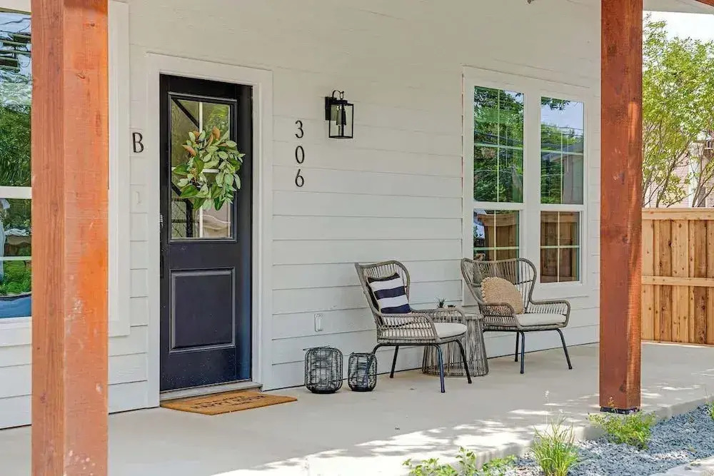 Luxury Escape at The Noir: 3br, Hot Tub, & Steps From Main St!