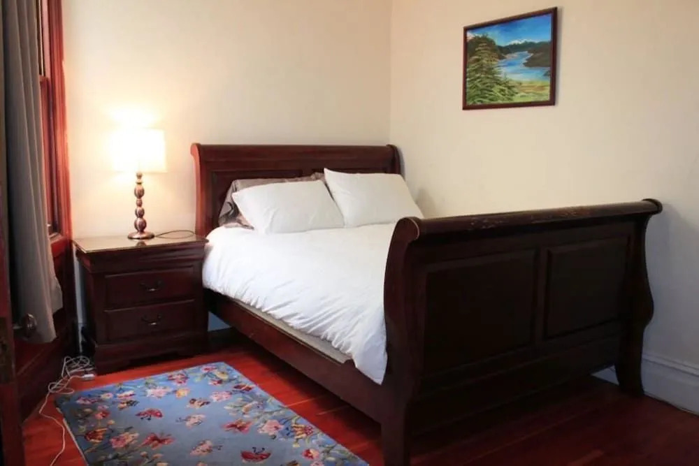 Washington Square Inn