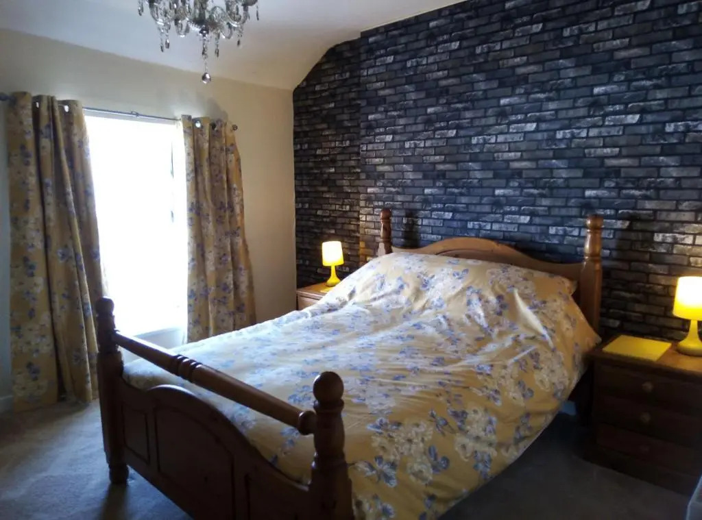 Eden Rose Cottage hot-tub jacuzzi morecambe-bay