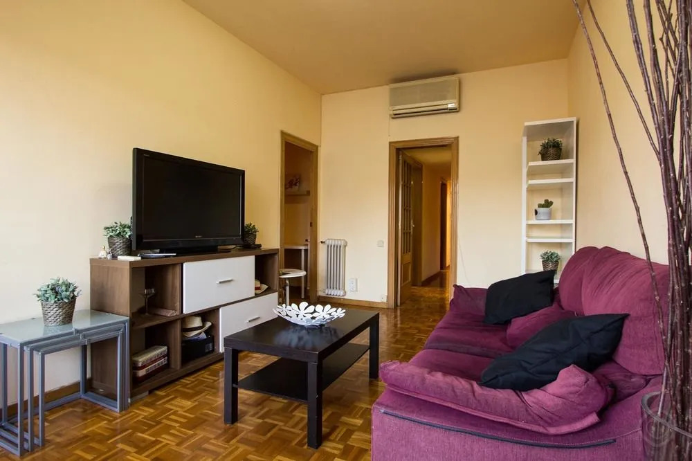 Sagrada Familia Vila de Gracia area