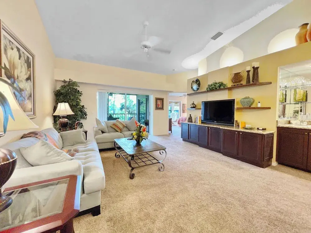 Stoneybrook Condo #926